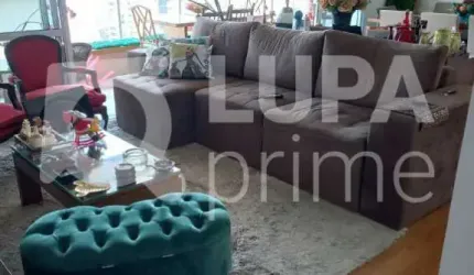 Apartamento com 3  dormitórios à venda na Água Fria!