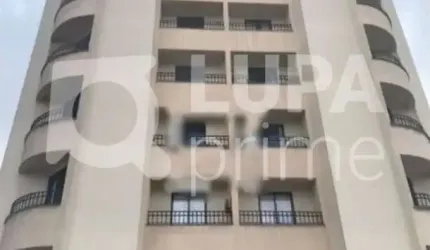 Apartamento com 2 dormitórios sendo 1 suíte á venda na Água Fria