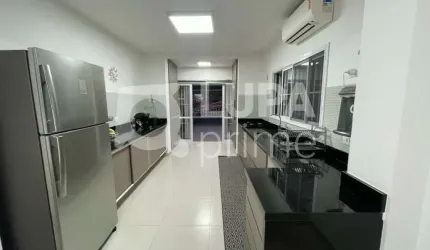 Sobrado com 3 dormitórios 2 vagas  á venda - Jardim São Paulo