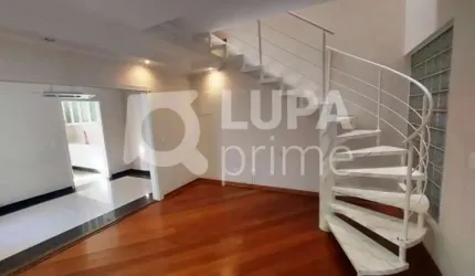 Sobrado com 4 dormitórios à venda no Jardim São Paulo!