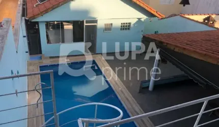 Sobrado com 3 dormitórios sendo 1 suíte á venda no Tucuruvi