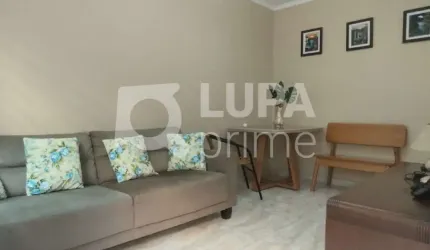 Sobrado, em condomínio, com 2 dormitórios de 73m² à venda, na Vila Nilo