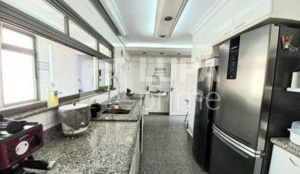 Apartamento com 4 dormitórios sendo 1 suíte á venda em Santana