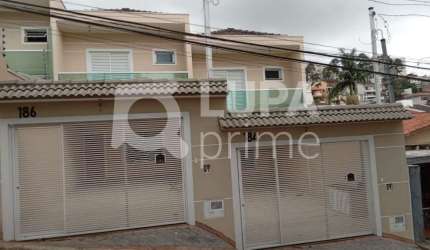 Sobrado com 3 dormitórios à venda na Vila Irmãos Arnoni!
