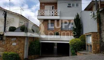 Sobrado com 4 dormitórios à venda no Horto Florestal