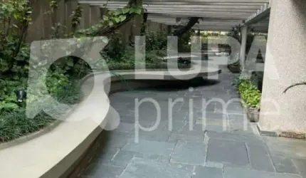 Apartamento com 3 dormitórios sendo 1 suíte á venda no Jardim Paulista