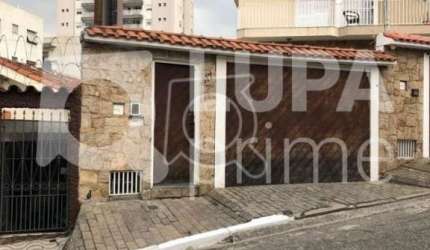 Sobrado à venda na Vila Dom Pedro!