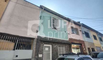 Sobrado com 2 dormitórios á venda em Santana.