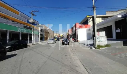 Prédio Comercial com 360 metros para locação na Vila Taquari