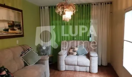 Sobrado à venda no Jardim Brasil!