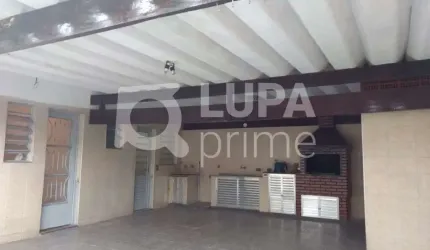 CASA TÉRREA 4 DORMITÓRIOS Á VENDA NO EDU CHAVES