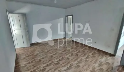 CASA TÉRREA COM 2 QUARTOS E GALPÃO PARA LOCAÇÃO, VILA MARIA BAIXA, SÃO PAULO