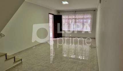 CASA COM 3 QUARTOS E 2 VAGAS DE GARAGEM À VENDA NO LAUZANE PAULISTA