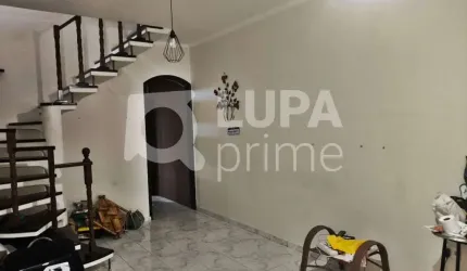 CASA COM 3 QUARTOS E 2 VAGAS DE GARAGEM À VENDA EM GUARULHOS
