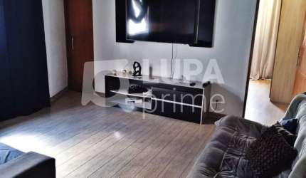 CASA COM 4 QUARTOS E 6 VAGAS DE GARAGEM À VENDA NA VILA MARIA