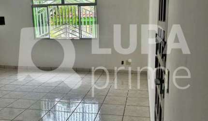CASA COM 3 QUARTOS E 5 VAGAS DE GARAGEM À VENDA EM GUARULHOS