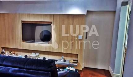 APARTAMENTO COM 2 QUARTOS E 2 VAGAS DE GARAGEM À VENDA EM SANTANA