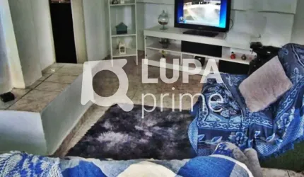 CASA COM 4 QUARTOS E 3 VAGAS DE GARAGEM PARA LOCAÇÃO NA VILA MARIA ALTA