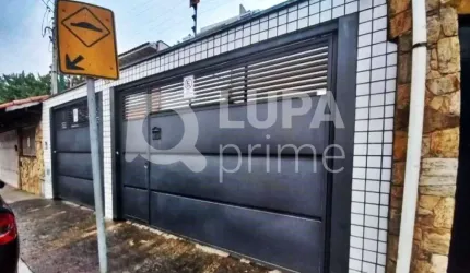 CASA COM 3 QUARTOS E 5 VAGAS DE GARAGEM À VENDA NO TATUAPÉ