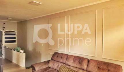 CASA COM 3 QUARTOS E 5 VAGAS DE GARAGEM À VENDA NA PARADA INGLESA