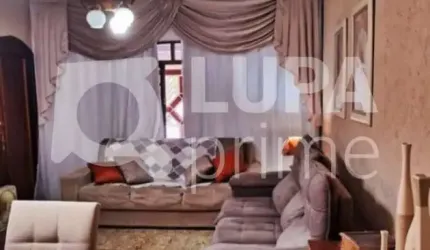CASA COM 3 QUARTOS E 2 VAGAS DE GARAGEM À VENDA NO JARDIM GUANÇA