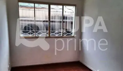 APARTAMENTO COM 2 QUARTOS E 1 VAGA DE GARAGEM À VENDA NA VILA CONSTANÇA