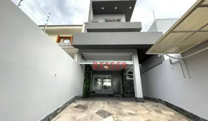 Sobrado com 4 dormitórios à venda, 200 m² por R$ 790.000,00 - Centro - Sapucaia do Sul/RS