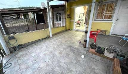 Casa com 2 dormitórios à venda, 70 m² por R$ 265.000,00 - Lomba da Palmeira - Sapucaia do Sul/RS