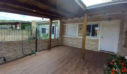 Casa com 2 dormitórios à venda, 40 m² por R$ 370.000,00 - Lomba da Palmeira - Sapucaia do Sul/RS