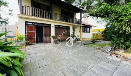 Sobrado com 4 dormitórios para alugar, 302 m² por R$ 5.129,00/mês - Vacchi - Sapucaia do Sul/RS