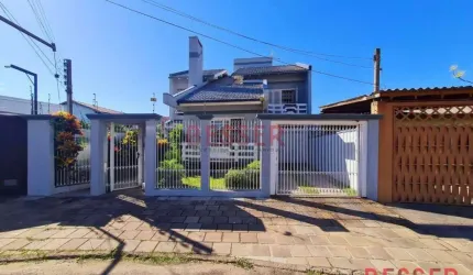 Sobrado com 4 dormitórios à venda, 300 m² por R$ 1.044.000,00 - Paraíso - Sapucaia do Sul/RS