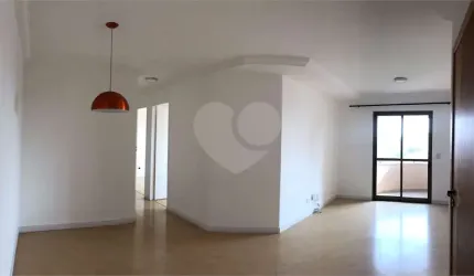 Apartamento com 3 quartos à venda em Jardim Avelino - SP