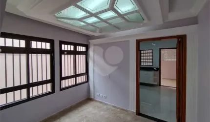 Sobrado com 3 quartos à venda em Vila Mercedes - SP