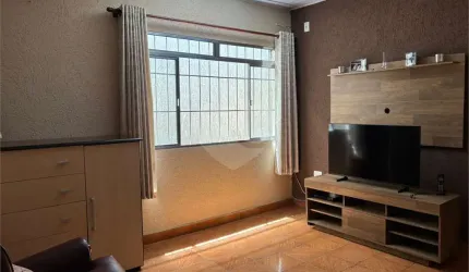Casa térrea com 2 quartos à venda em Vila Divina Pastora - SP