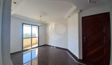 Apartamento com 3 quartos à venda em Jardim Avelino - SP