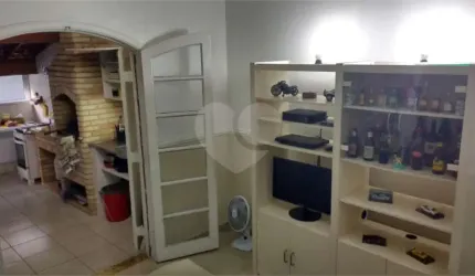 Casa com 4 quartos à venda em Jardim Avelino - SP