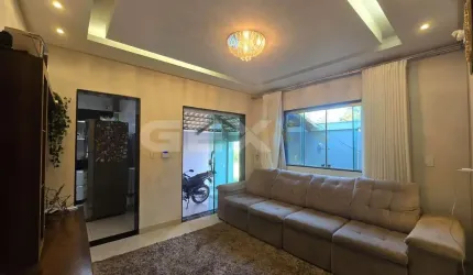 Casa de 2 pavimentos à venda no bairro Itacolomi, 3 quartos sendo 1 suíte com cl