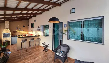 Casa com lote inteiro e espaço gourmet no bairro São Roque