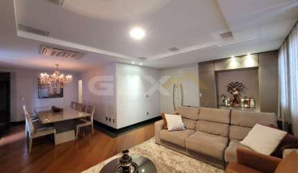 Apartamento à venda de Porteira Fechada no Centro