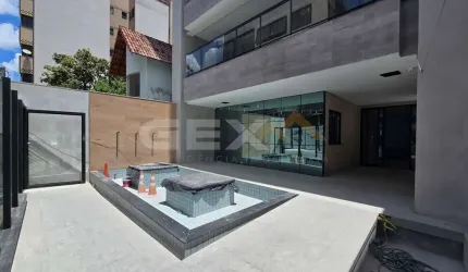 Apartamento à venda no Centro, 3 quartos sendo 1 suíte e 2 vagas.
