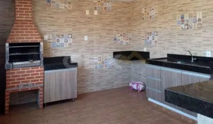 Casa à venda no bairro Serra Verde com ponto comercial.