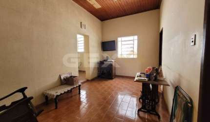 Lote à venda no Centro com 252 m².