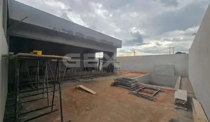Casa à venda no Condomínio Vistadoro Aquaville, 4 quartos todos sendo suítes.