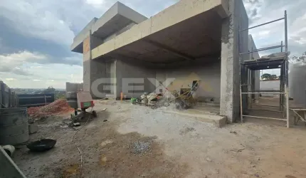 Casa à venda no Condomínio Vistadoro Aquaville, 4 quartos todos sendo suítes.