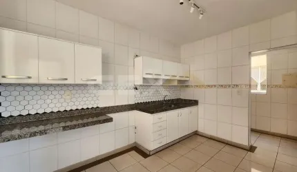 Apartamento à venda no bairro Bom Pastor, 3 quartos, 1 suíte com sacada e 2 vaga