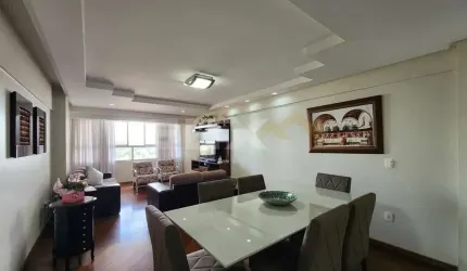 Apartamento à venda no Centro, 3 quartos, 1 suíte e 1 vaga.
