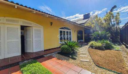CASA no SAGUAÇÚ com 4 quartos para VENDA, 184 m²