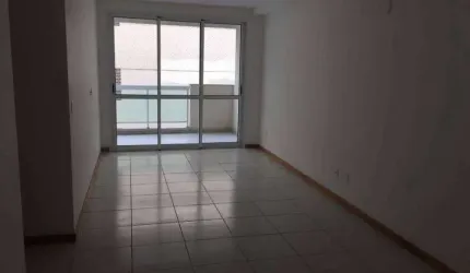 Ótimo apartamento no Condomínio Harmony na Rua Leonel Magalhães 37 em Charitas - Niterói.