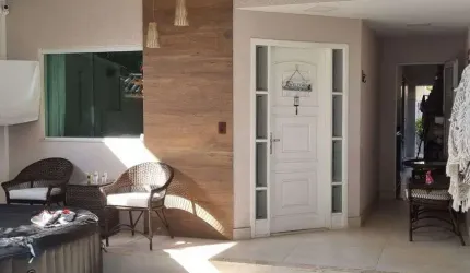 CASA LINEAR NO MARAVISTA