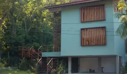 Casa Linda no Condomínio Ubá Recanto.